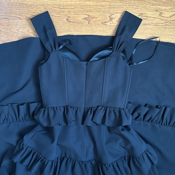 Revelry Sloane Crepe Dress in Black - Picture 7 of 7